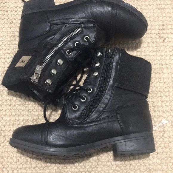 limited edition Michael lies kids black boots